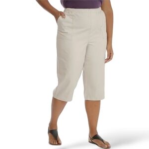 Chic Women's Comfort Collection Pull On Utility Capri 🆕️✨️sz 8 Reg